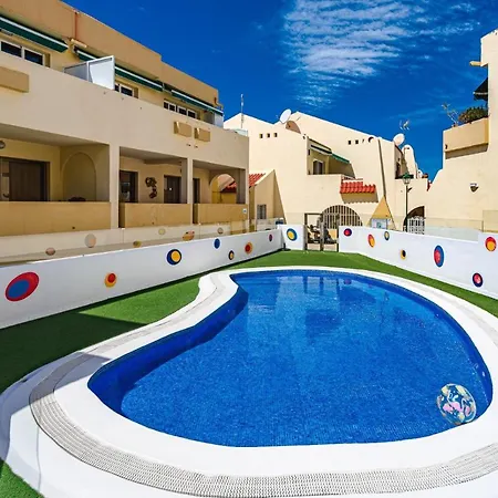 Mareverde Poolview O006 Apartment *